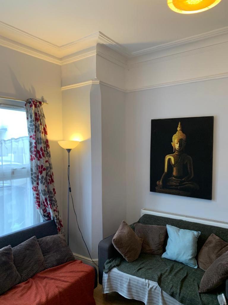 7 Bedroom Victorian House Zone 2 Holiday home